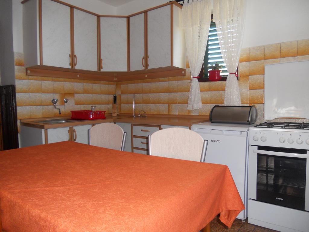 Apartment Guste Шибеник Номер фото