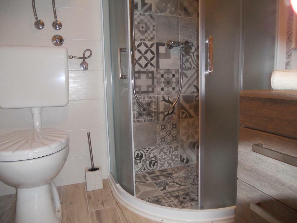 Apartment Guste Шибеник Экстерьер фото