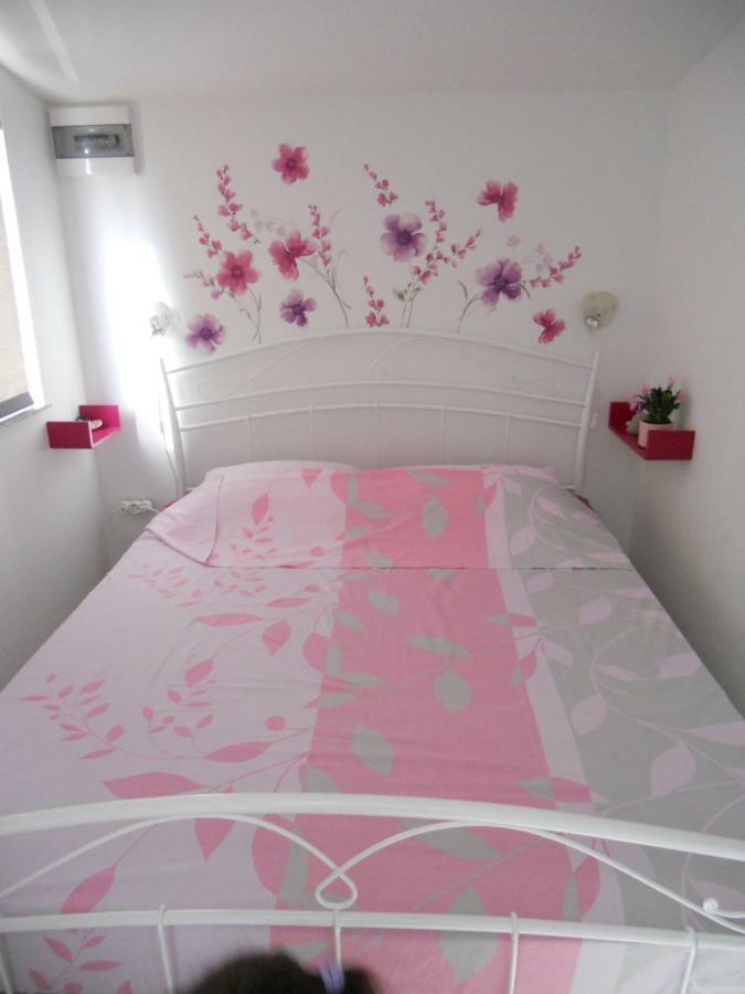 Apartment Guste Шибеник Экстерьер фото