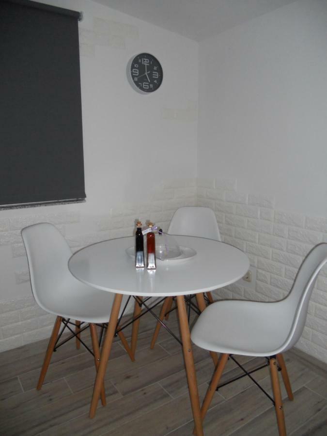 Apartment Guste Шибеник Экстерьер фото